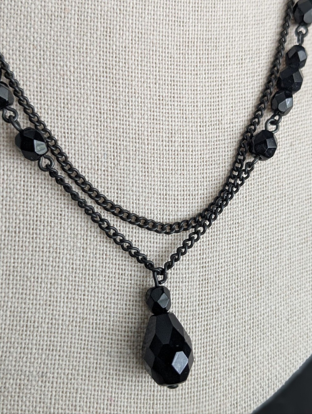 Black Beaded Layered Necklace Gothic Vintage-Inspired Faceted Drop Pendant 16-18